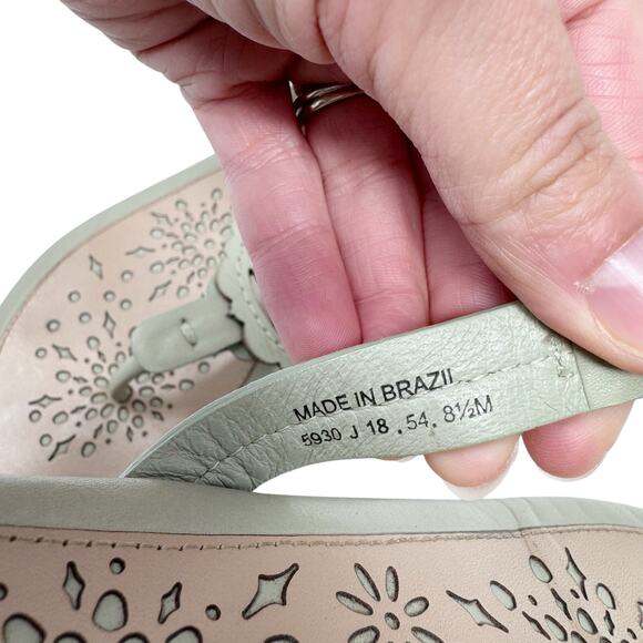 Tory Burch Miller Scalloped Sandals in Gray Sage Sand Slides Flip Flops Size 8.5 - Picture 6 of 9
